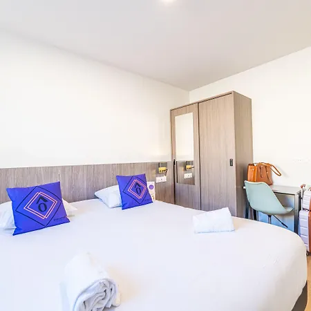Aparthotel Montempô + Apparthôtel Cité Internationale 3*