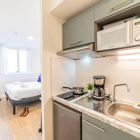 Montempo Cite Internationale 4*