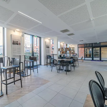 Montempo Cite Internationale Hotel apartamentowy 4*