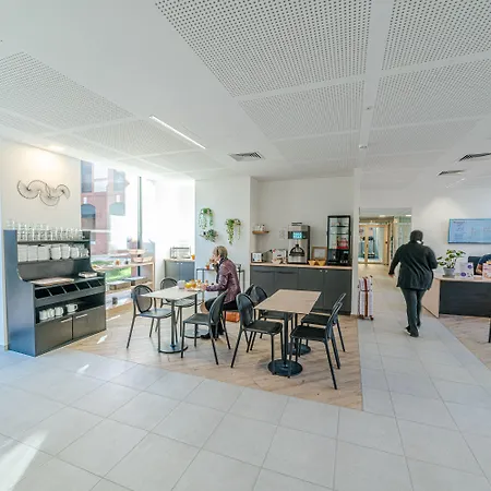 Montempo Cite Internationale 4*