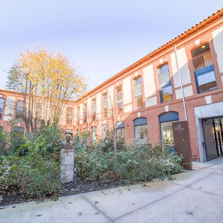 Hotel apartamentowy Montempo Cite Internationale 4*