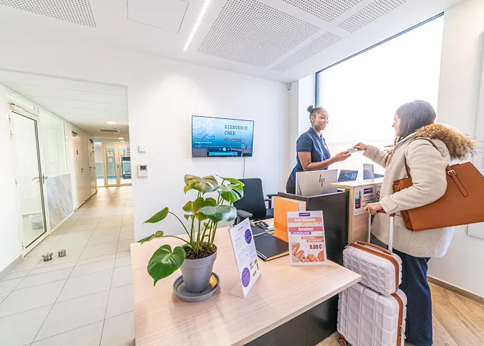 Appart hôtel Montempô + Apparthôtel Cité Internationale 4*