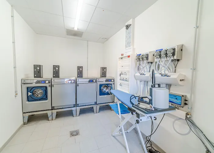 Aparthotel Montempo Cite Internationale