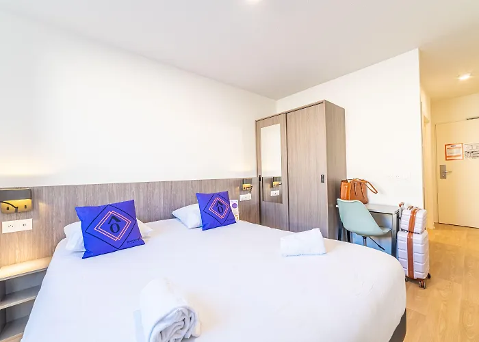 Appart hôtel Montempô + Apparthôtel Cité Internationale 4*