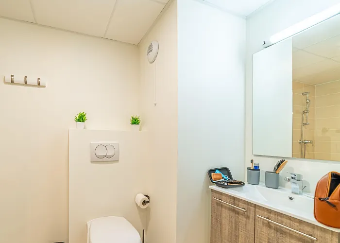 Appart hôtel Montempô + Apparthôtel Cité Internationale 4*