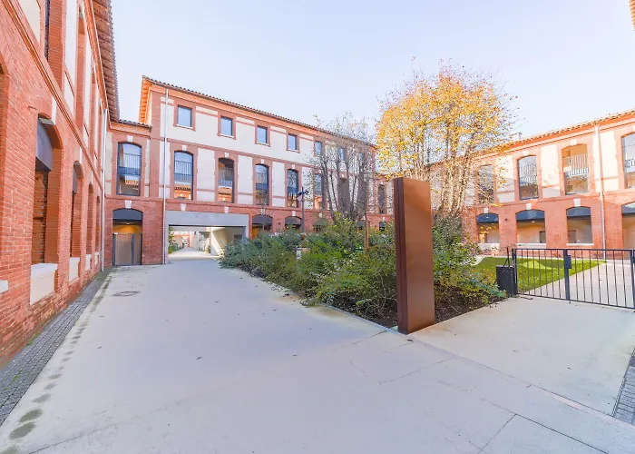 Montempo Cite Internationale 4*