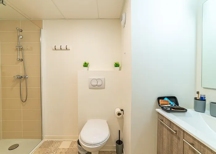 Aparthotel Montempô + Apparthôtel Cité Internationale